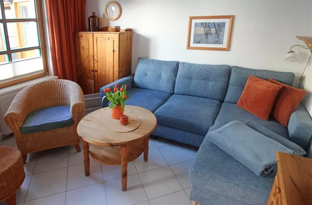 Wohnbereich mit gemütlicher Eckcouch